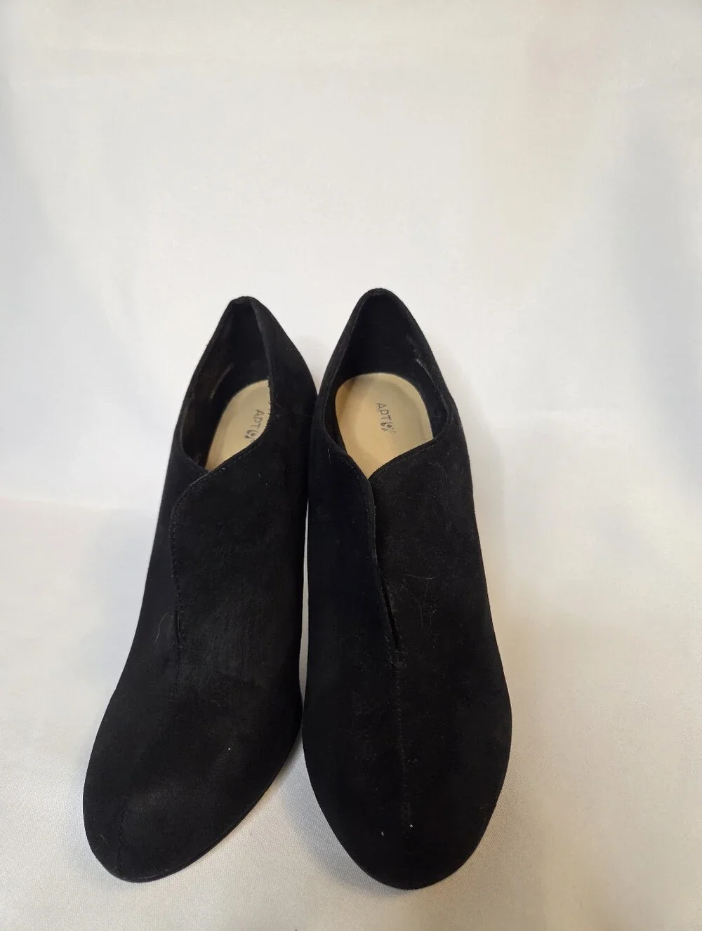 Apt. 9 sleek black